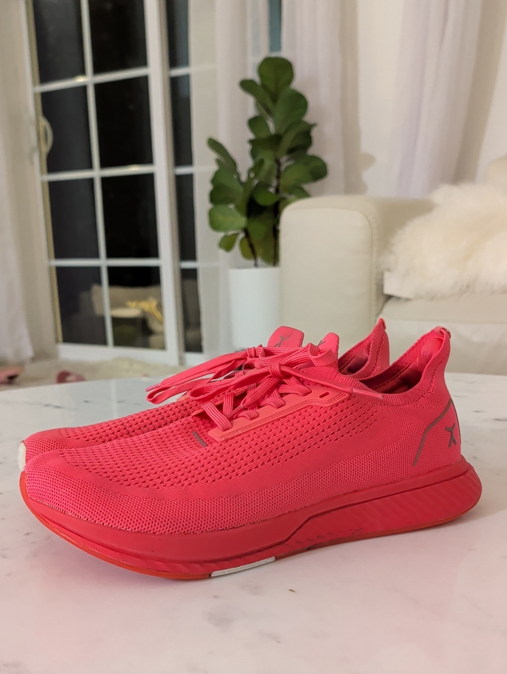 Flux Footwear Adapt Runner Unisex M11 W12.5 Neon Pink RN Athletic Sneakers